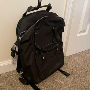 Samsonite it’s Sarah Jessica Parker bag- only used once